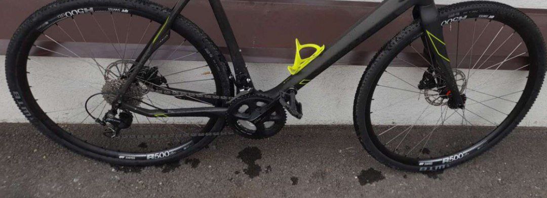 Specialized SIRRUS EXPERT CARBON DISC 2016